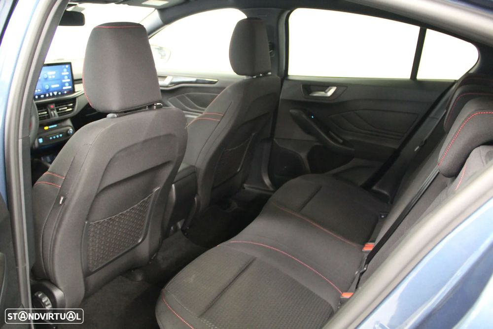 Ford Focus 1.0 EcoBoost MHEV Active X - 7