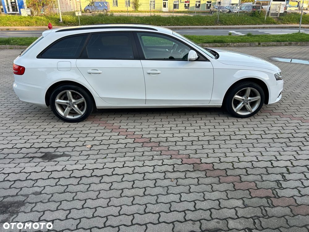 Audi A4 Avant - 14
