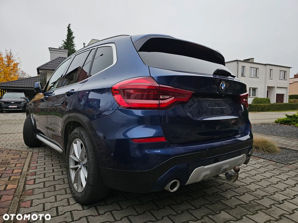 BMW X3 2017 photo 2