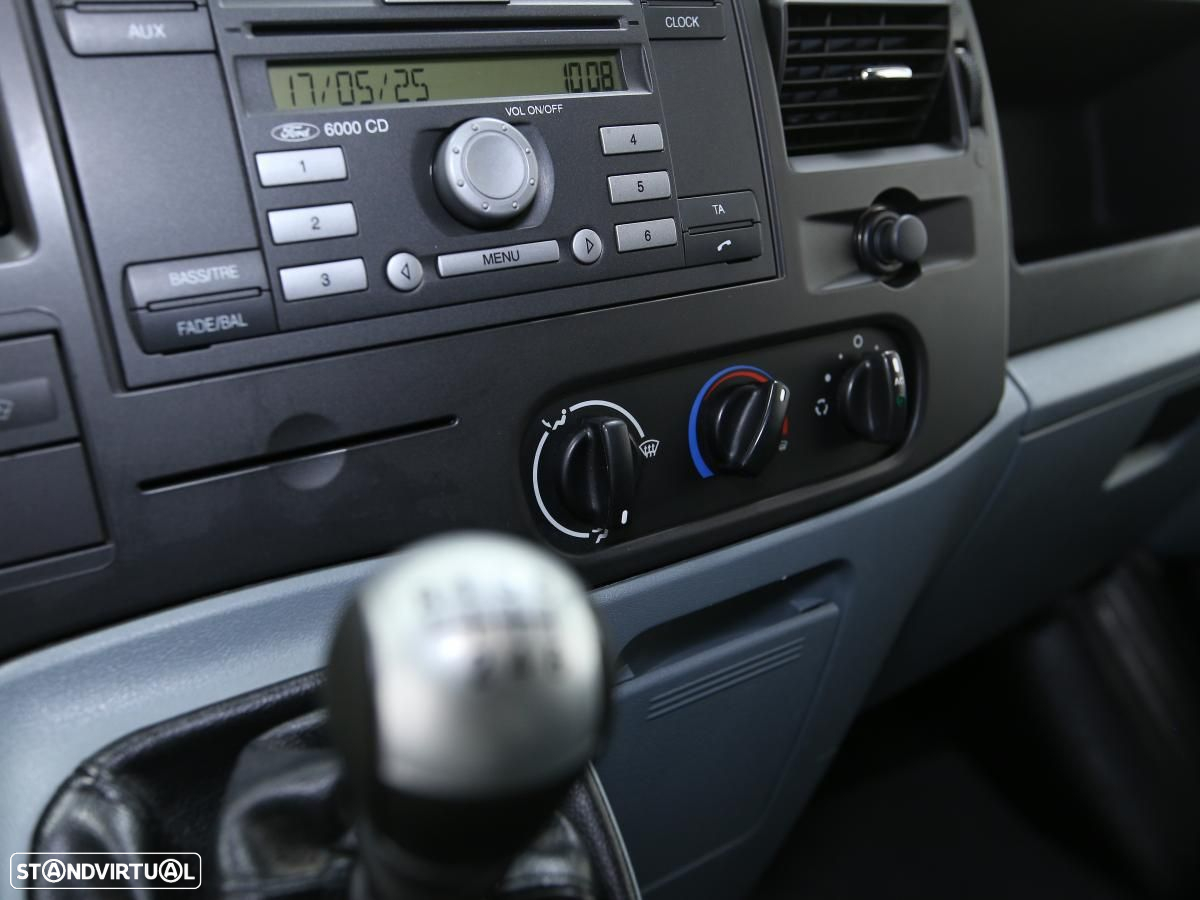 Ford Transit - 18
