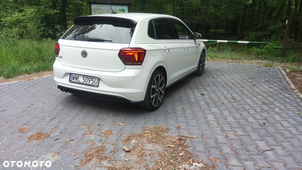 Volkswagen Polo - 6