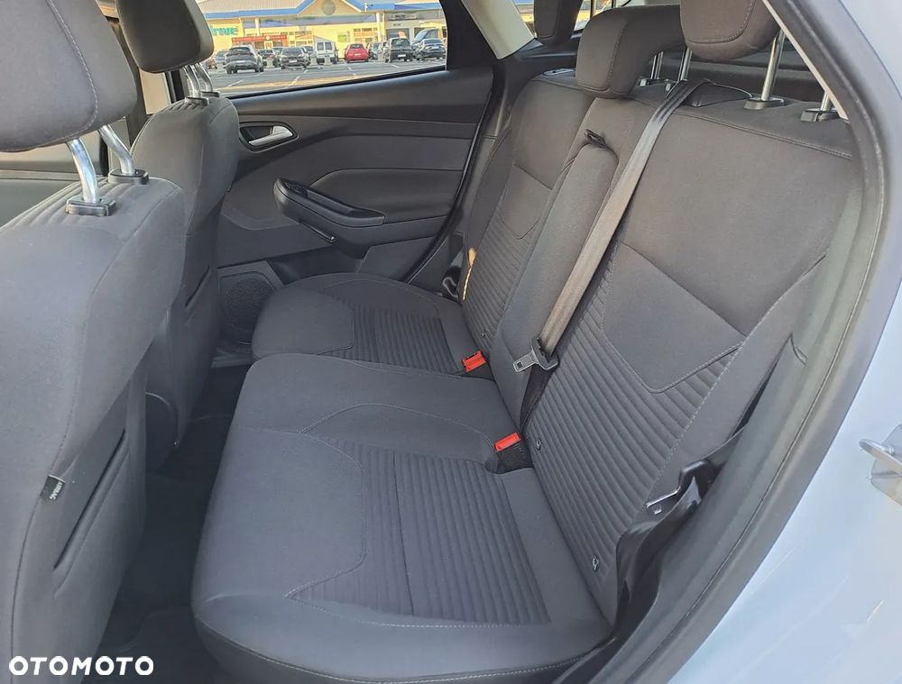 Ford Focus - 14