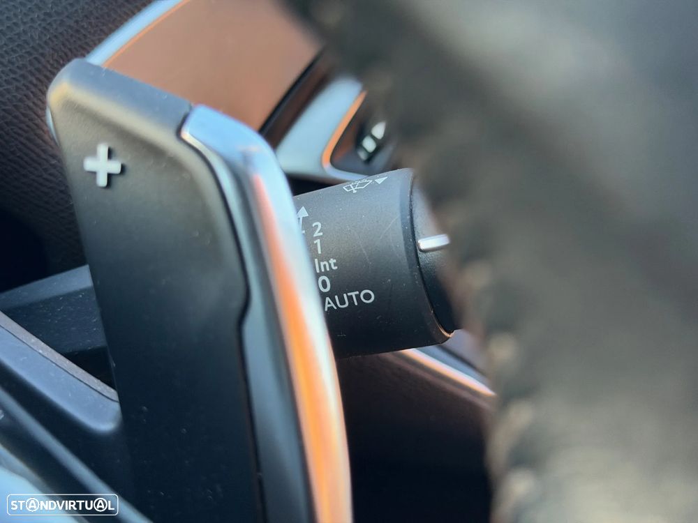 Peugeot 308 1.2 PureTech Allure Pack EAT8 - 8