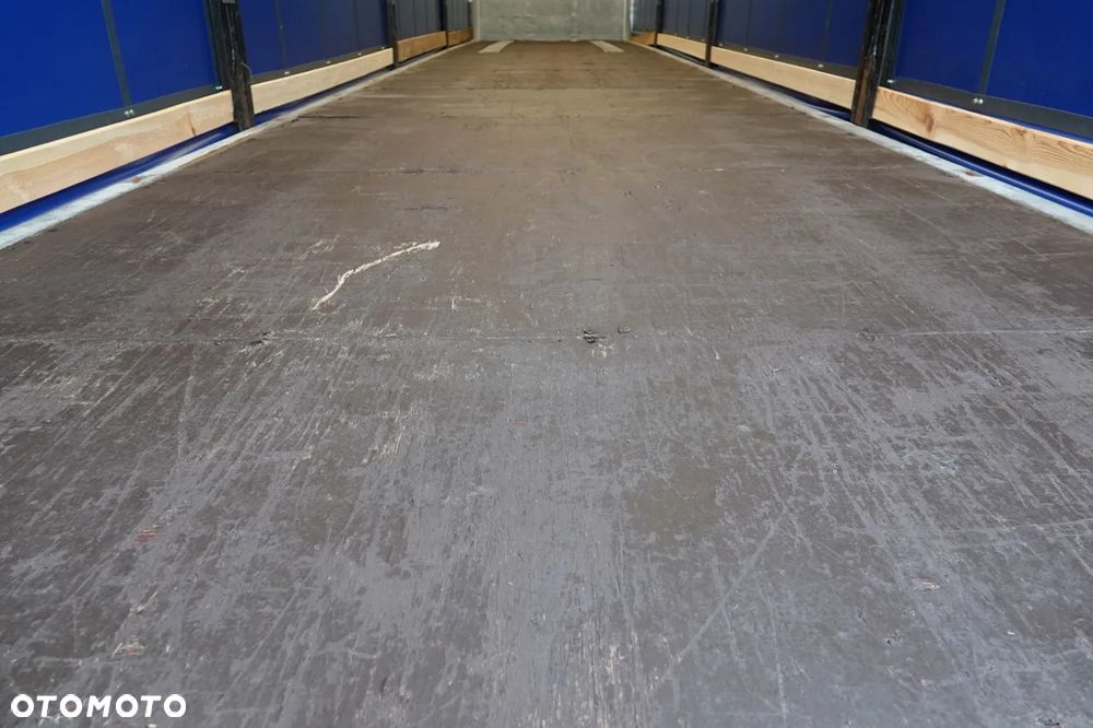 Schmitz Cargobull / FIRANKA / STANDARD / DWIE OSIE PODNOSZONE / - 17