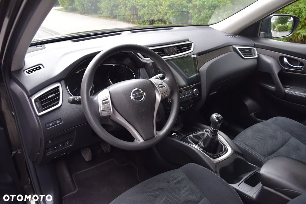 Nissan X-Trail 1.6 DIG-T Visia 2WD - 17