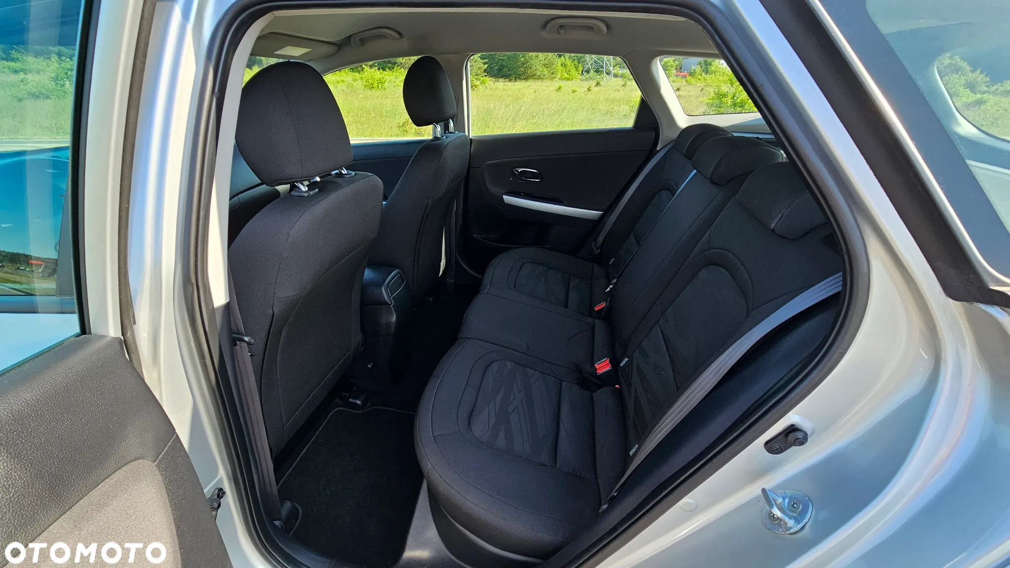 Kia Ceed Cee'd 1.4 L - 12