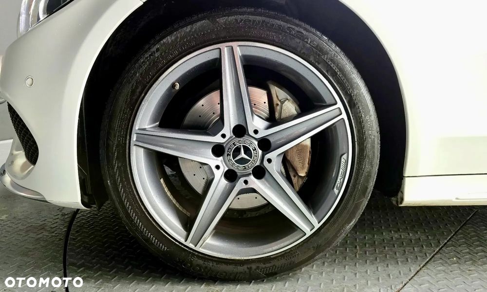 Mercedes-Benz Klasa C 200 4-Matic 7G-TRONIC - 7