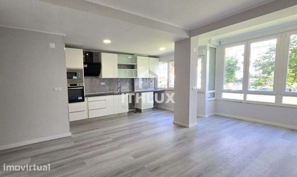 T2 Renovado em Oeiras com Arrecadação – Modernidade, Conforto e Luz Na - Grande imagem: 2/38