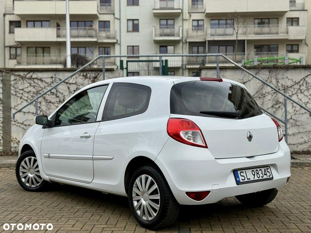 Renault Clio 1.5 dCi Authentique - 2