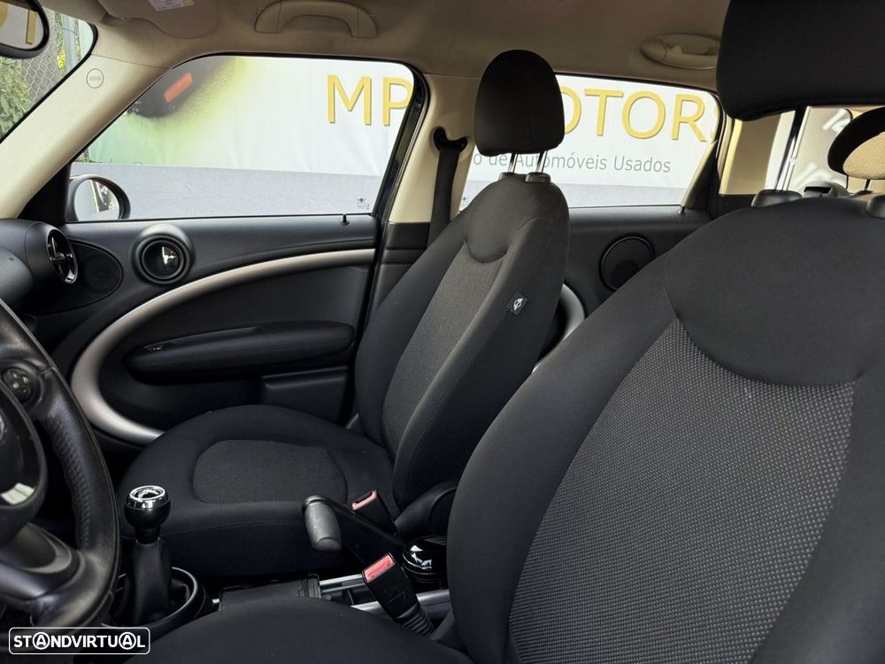 MINI Countryman One D - 16