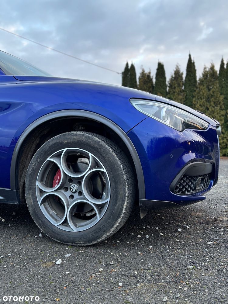 Alfa Romeo Stelvio 2.0 Turbo 16V AT8-Q4 Veloce - 12