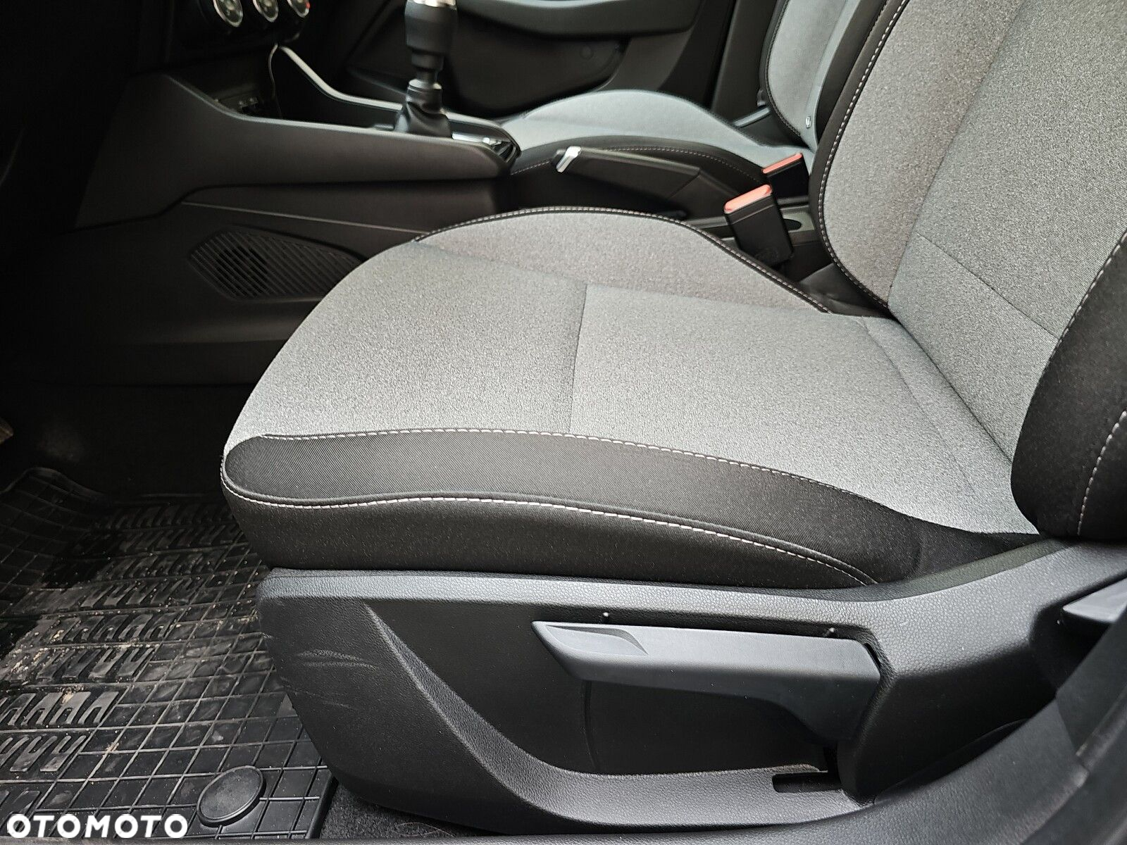 Renault Clio - 27