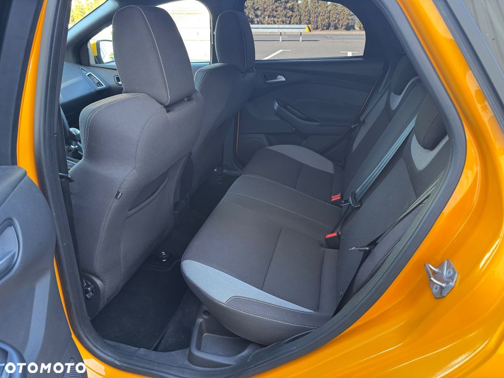 Ford Focus ST - 17