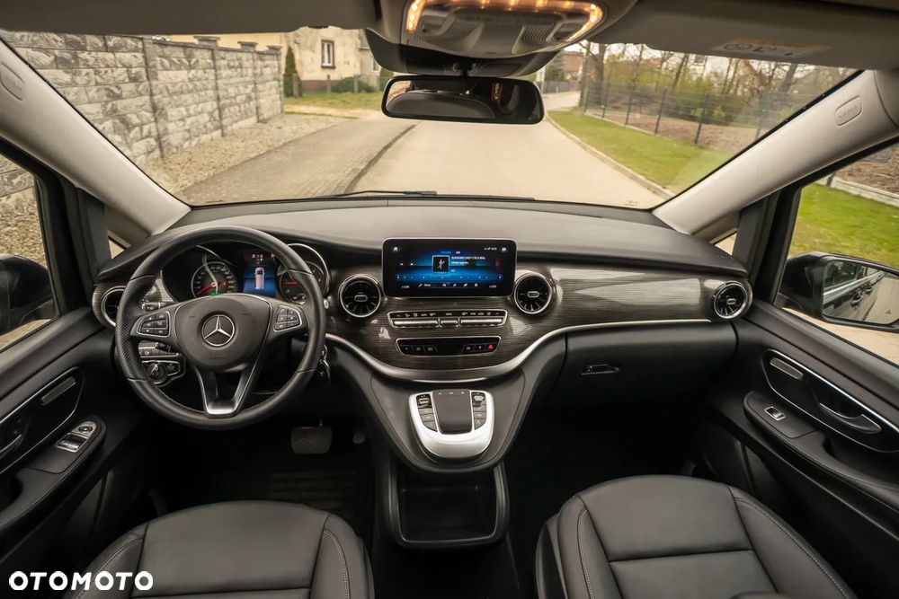 Mercedes-Benz Klasa V 300 d extralang 4Matic 9G-TRONIC Avantgarde - 19