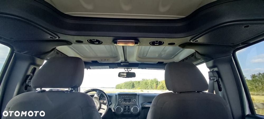 Jeep Wrangler 3.6 Unlim X - 15