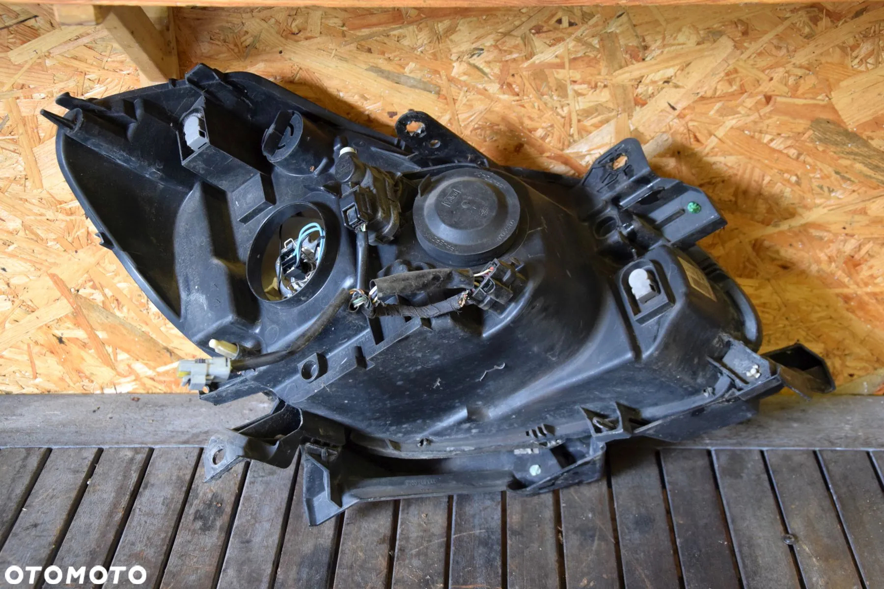 Renault Clio III 3 Lampa przednia lewa lewy przód Srebrna Oryginał 8200459824 Valeo - 6