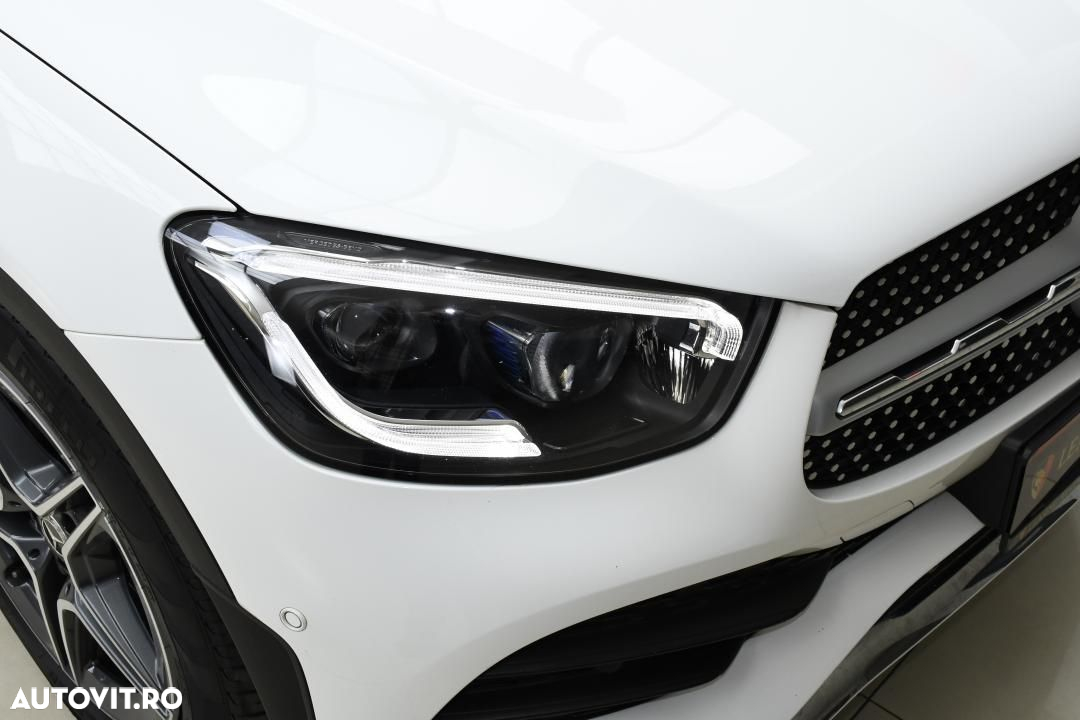 Mercedes-Benz GLC 300 d 4MATIC - 41