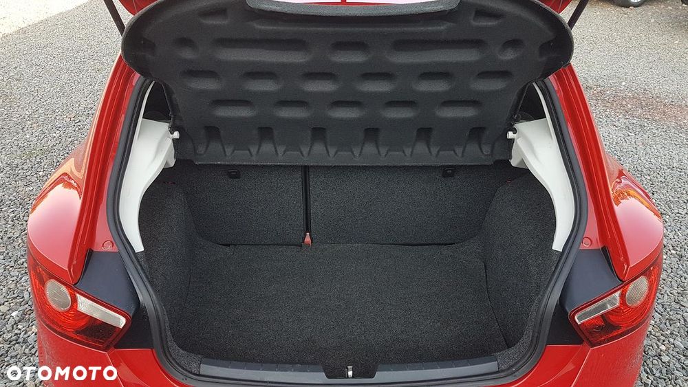 Seat Ibiza SC 1.4 16V Style - 13