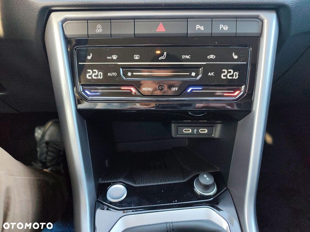 Volkswagen T-Roc 1.5 TSI Life Plus DSG - 20