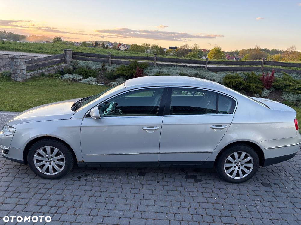 Volkswagen Passat 2.0 TDI Trendline - 7