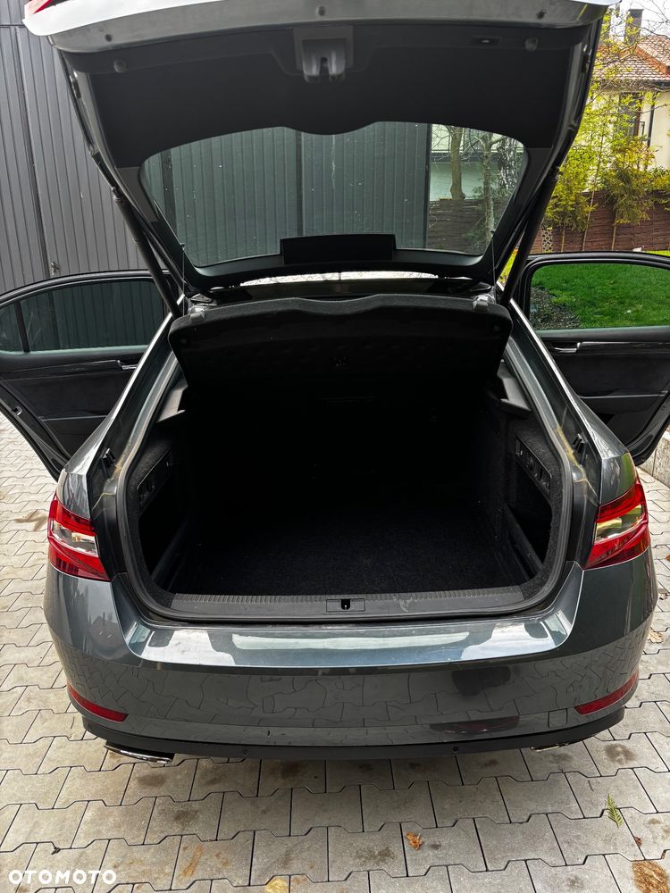 Skoda Superb 2.0 TSI 4x4 Sportline DSG - 13