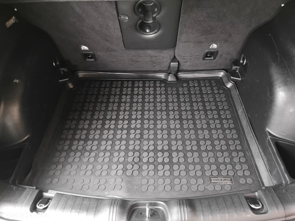 Jeep Compass 2.0 MJD Limited 4WD S&S - 27