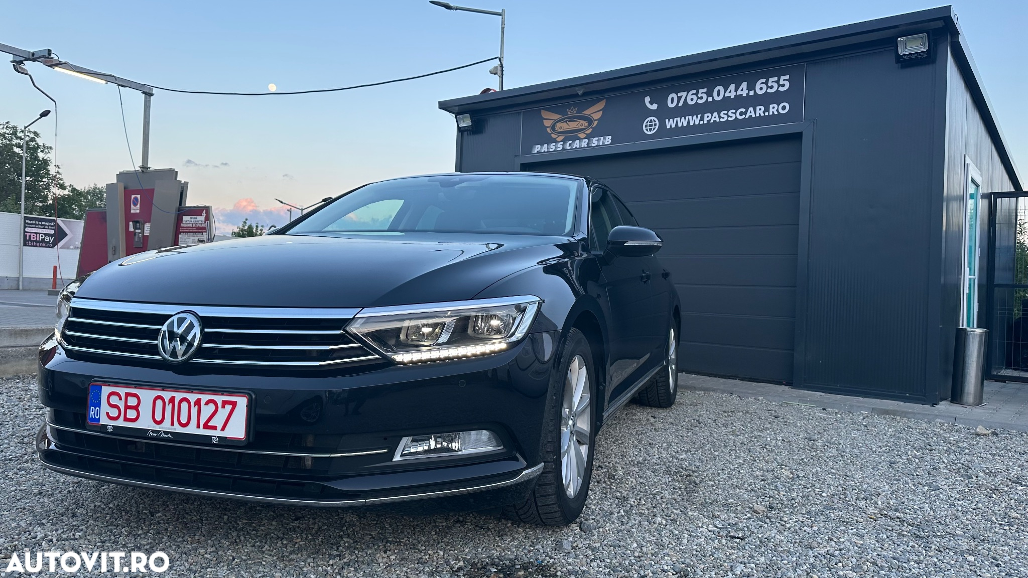 Volkswagen Passat 2.0 TDI (BlueMotion Technology) DSG Highline - 16