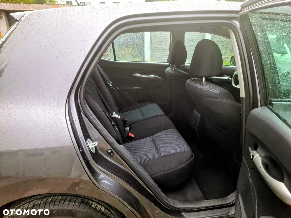 Toyota Auris - 14