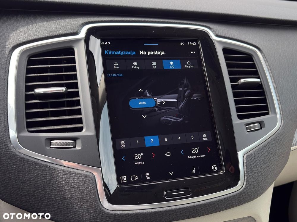 Volvo XC 90 - 27