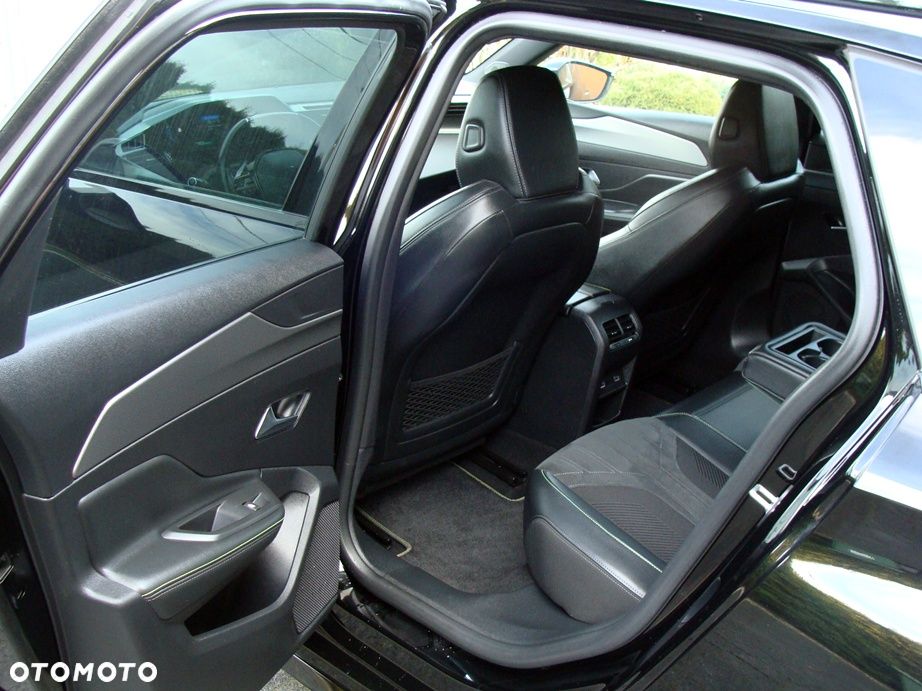 Peugeot 308 1.6 Hybrid PHEV GT EAT8 - 19