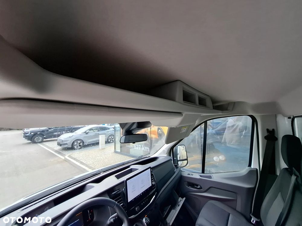 Ford Transit - 20