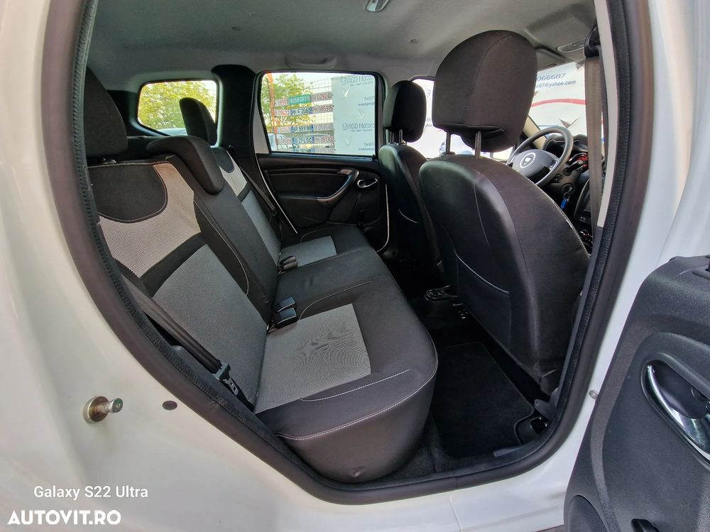 Dacia Duster 1.6 SCe Comfort - 17