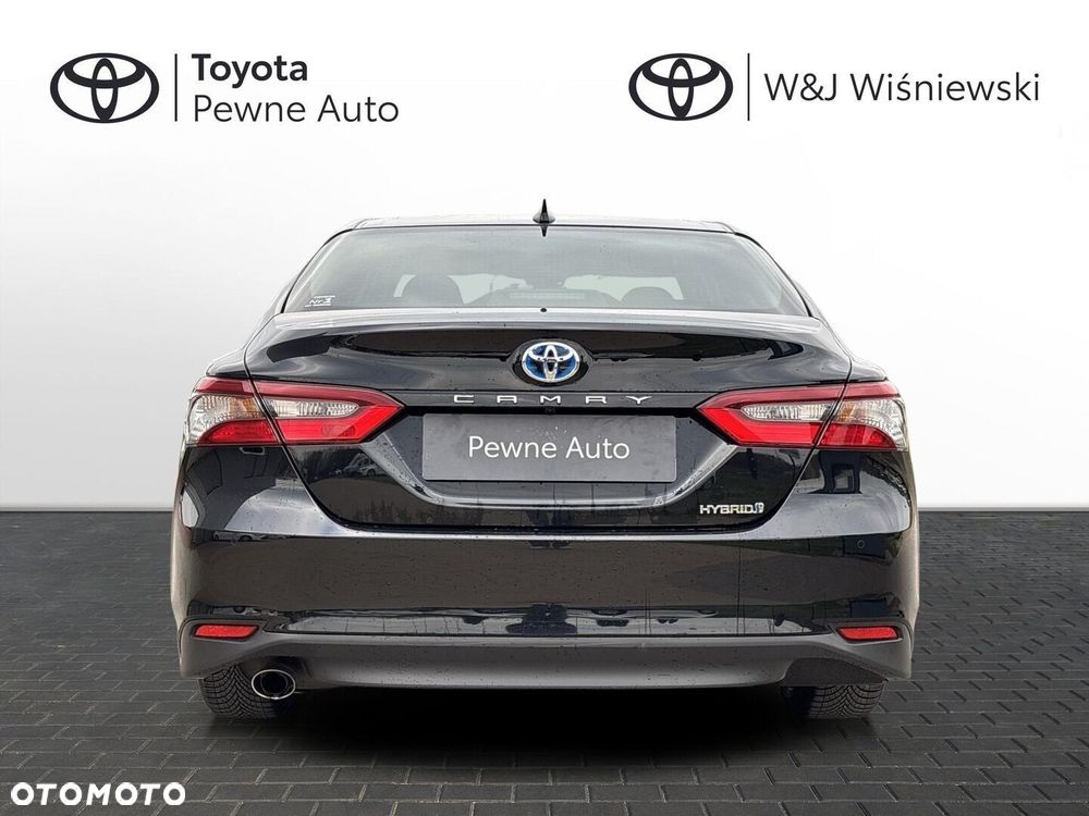 Toyota Camry 2.5 Hybrid Comfort CVT - 6