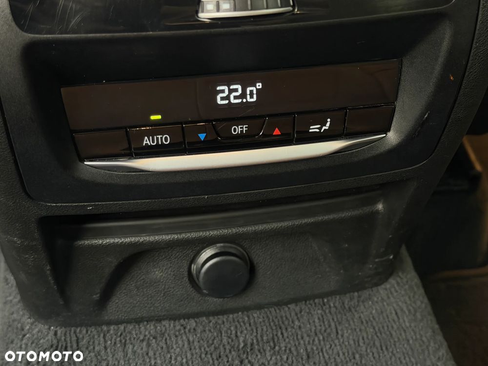 BMW X3 xDrive20d xLine - 31