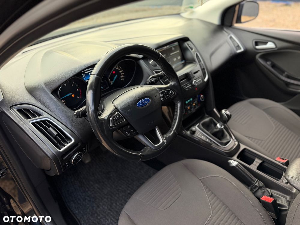 Ford Focus 1.5 TDCi DPF Start-Stopp-System Titanium - 16