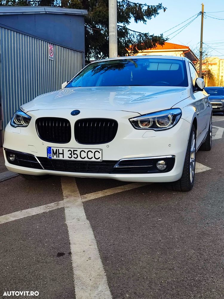 BMW Seria 5 530d xDrive Aut. Luxury Line - 2
