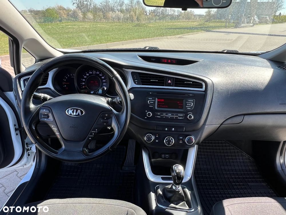 Kia Ceed 1.4 CRDi M - 11
