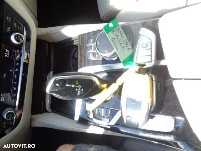 BMW Seria 5 530d xDrive AT - 15