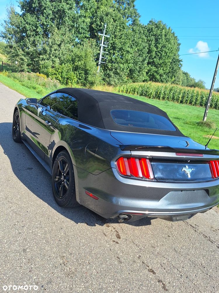 Ford Mustang 3.7 V6 Premium - 6