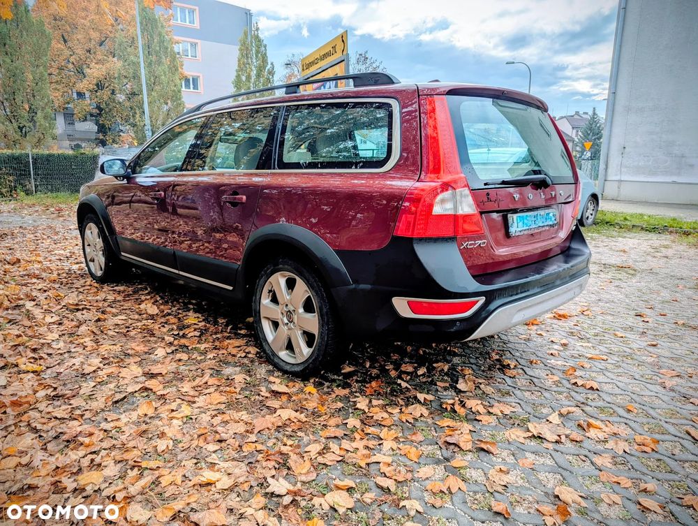Volvo XC 70 - 4
