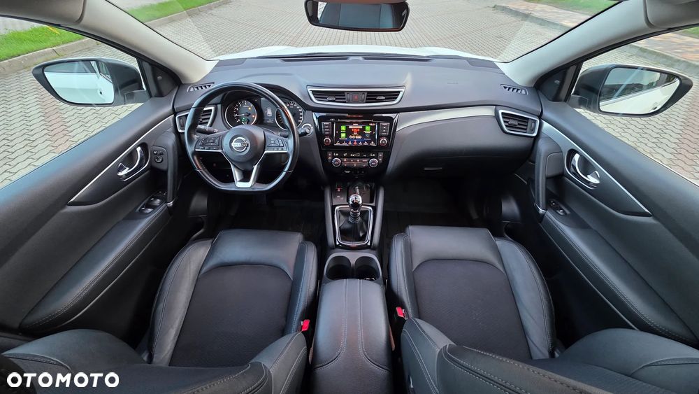 Nissan Qashqai 1.3 DIG-T N-WAY - 13