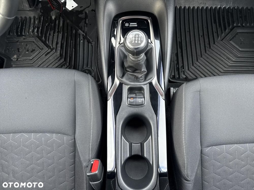 Toyota Corolla 1.2 T Comfort - 25