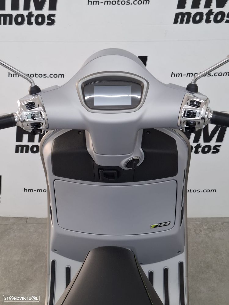 Vespa GTS Super TECH 125 - GARANTIA DE FÁBRICA - 6
