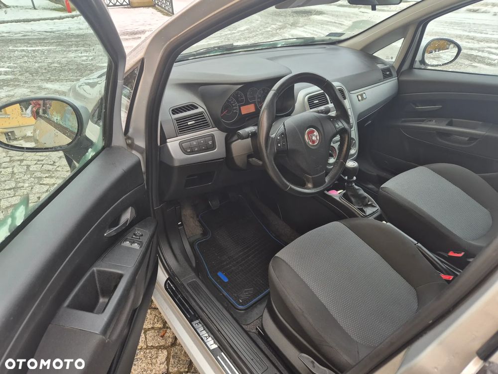 Fiat Grande Punto 1.4 8V Estiva - 11