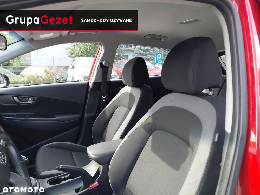 Hyundai Kona - 11
