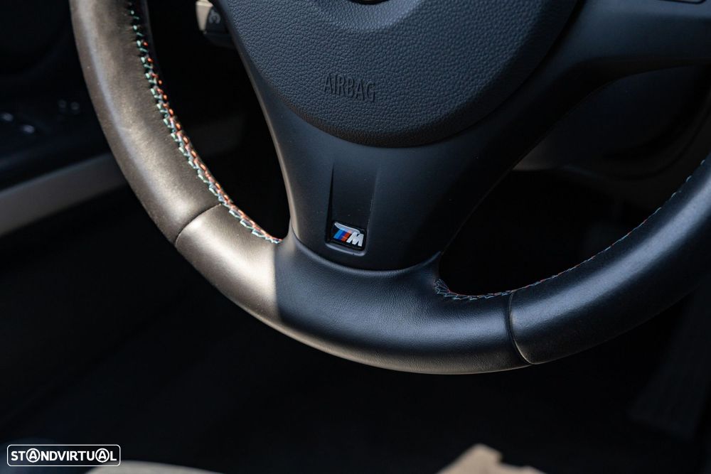 BMW M3 Auto - 28