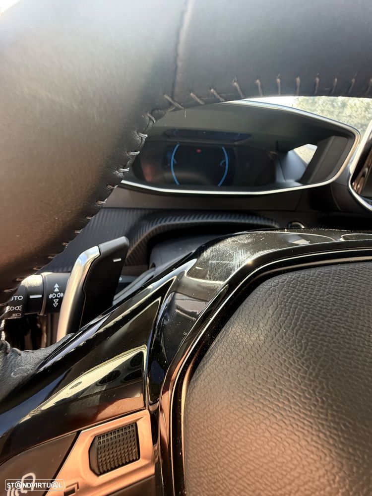 Peugeot 2008 PureTech 130 EAT8 Allure Pack - 38
