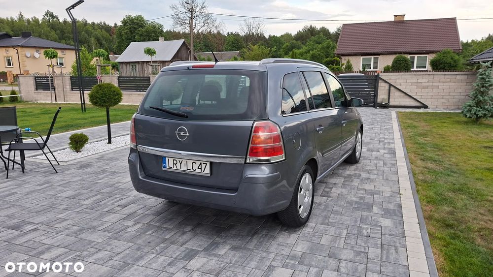 Opel Zafira 1.8 Enjoy - 4
