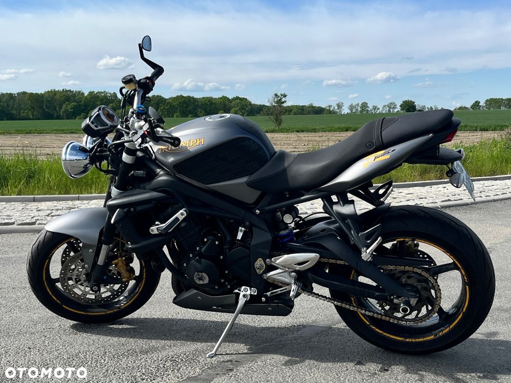 Triumph Street Triple - 2