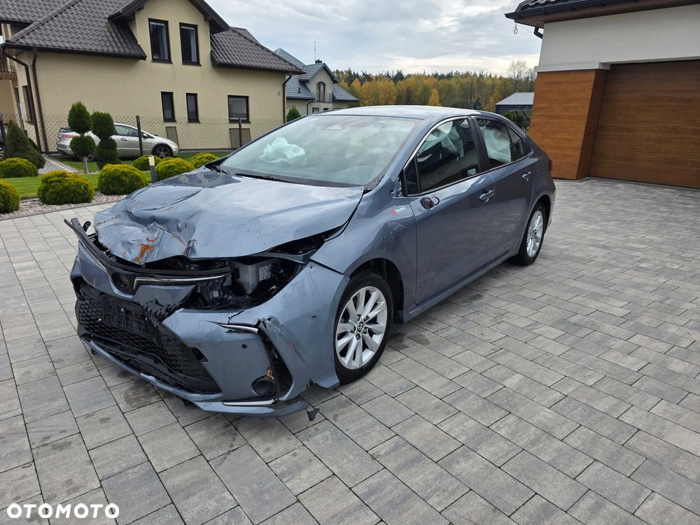 Toyota Corolla - 1